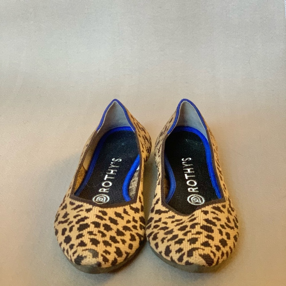 Rothy’s Cheetah Pointed Toe Flats - Fits Like 6